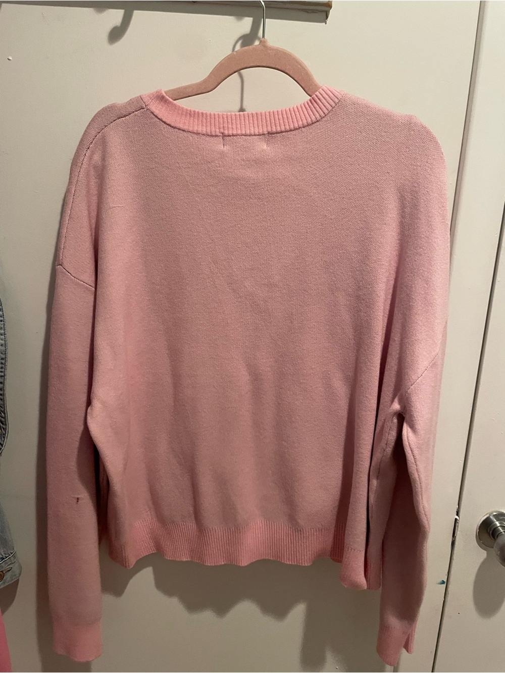 Charlotte Russe Pink Crewneck Sweater with Burgundy 'Los Angeles 90' Graphic - Picture 2 of 2